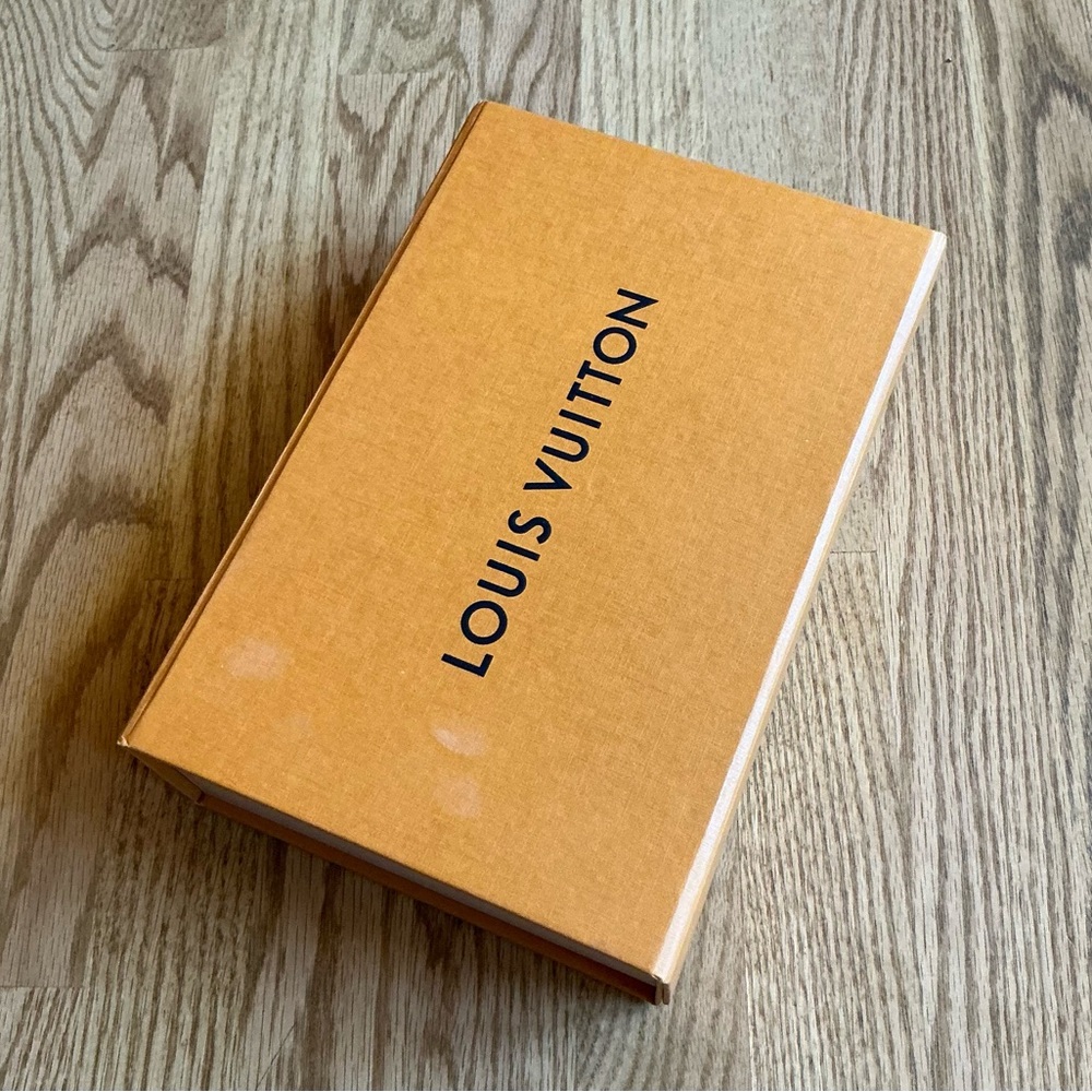 Louis Vuitton box